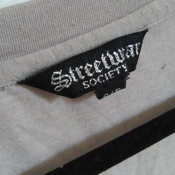 Grey Rock and Roll Graphic Top - Picture 6 of 8